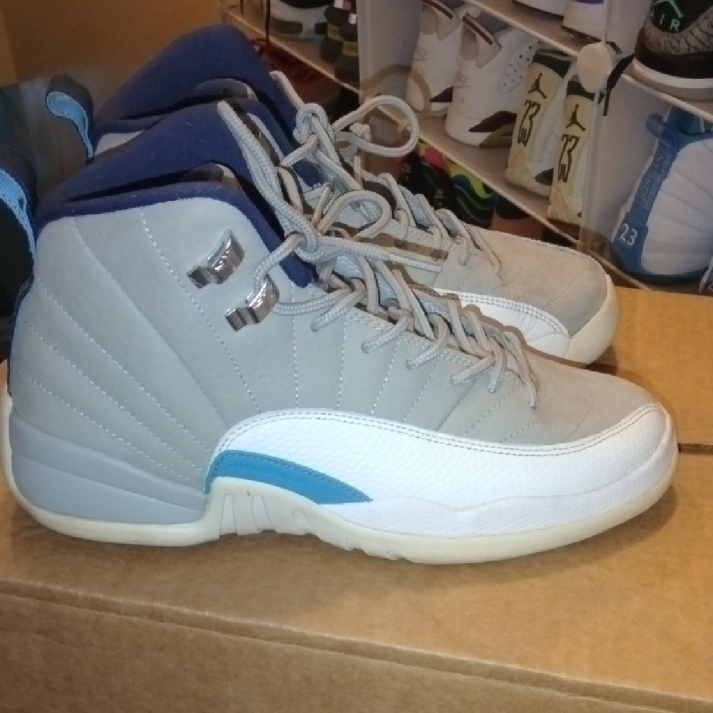 Jordan 12 'Grey University Blue' 6.5Y/8W